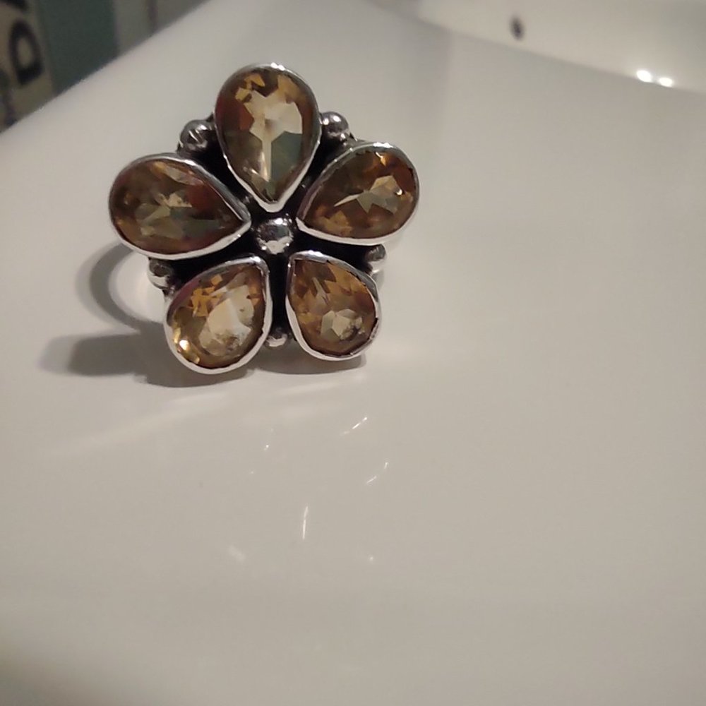 925 Flower Ring..solid sterling